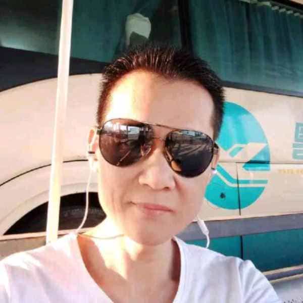 35岁岁广东单身帅哥 - 佳木斯吉缘网