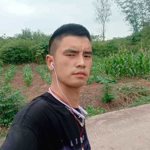 35岁岁四川单身帅哥 - 佳木斯吉缘网