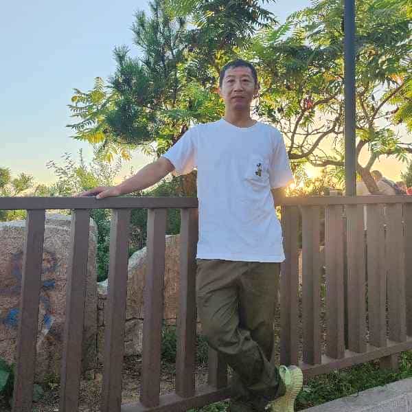 47岁岁辽宁单身帅哥 - 佳木斯吉缘网