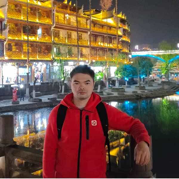 39岁岁广东单身帅哥 - 佳木斯吉缘网