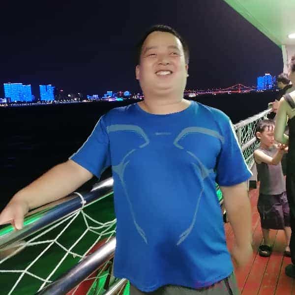 31岁岁湖北单身帅哥 - 佳木斯吉缘网