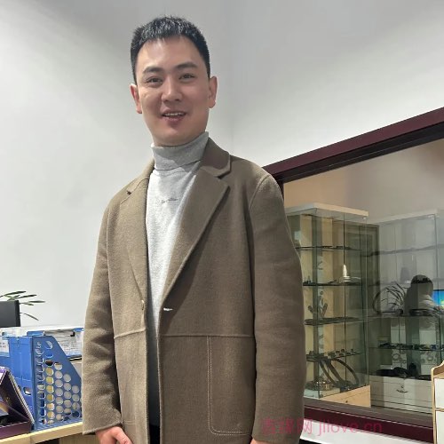 32岁岁四川单身帅哥 - 佳木斯吉缘网